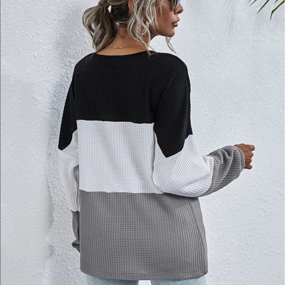 BLACK, WHITE & GRAY COLORBLOCK DROP SHOULDER TEE - Picture 2 of 8